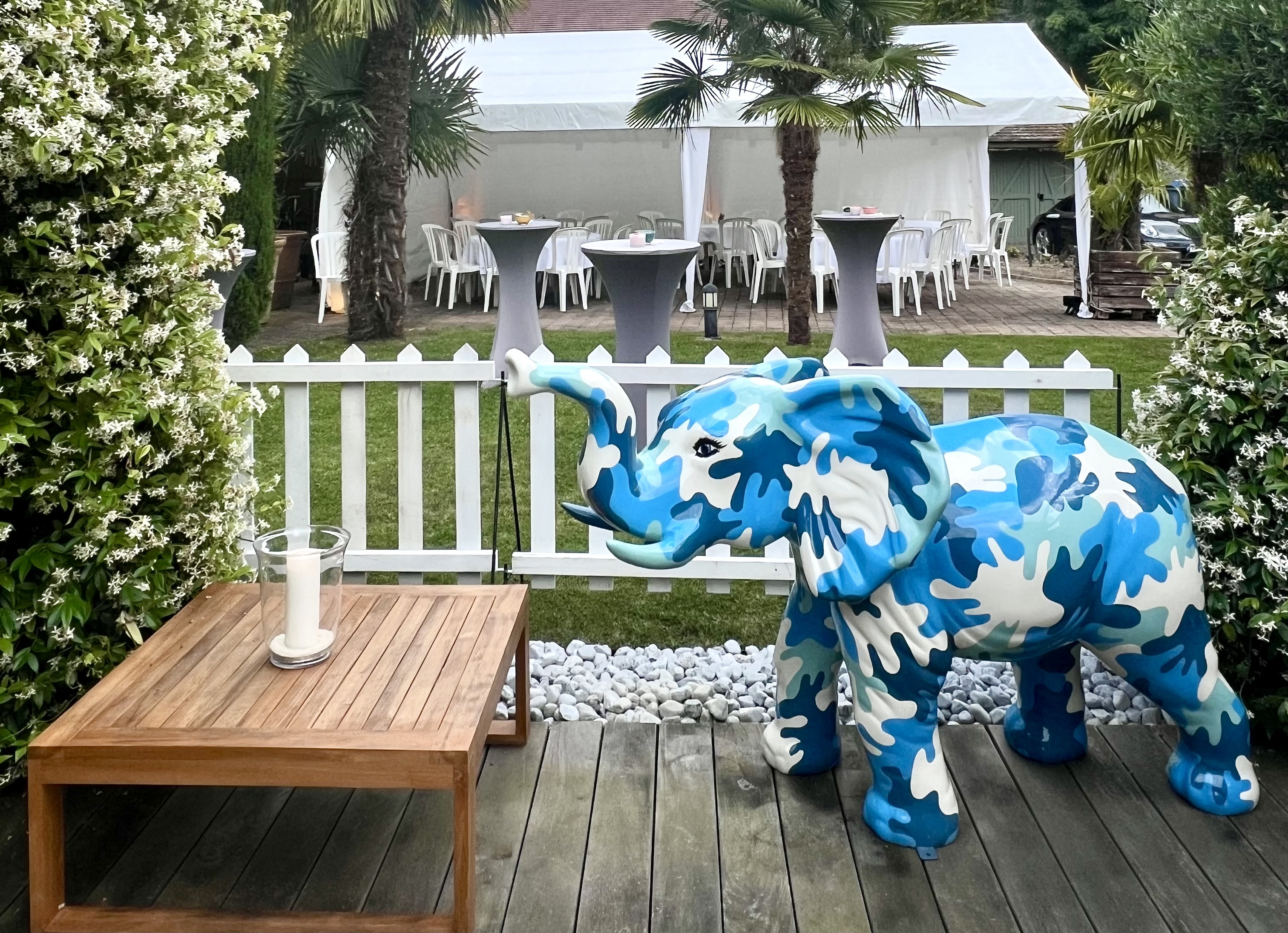 Duo’Z Events – location de barrières VIP et mobilier déco pour soirée blanche à Chartres (28)