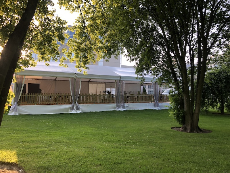location de chapiteau restauration éphémère 15x20m bouygues guyanourt (78) – duoz events 